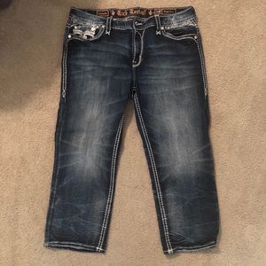 ROCK REVIVAL CELINDA EASY STRETCH CROPPED JEAN